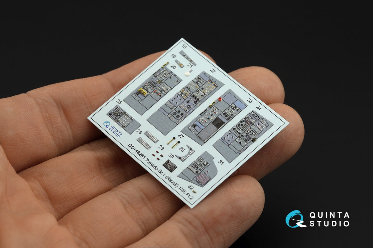 Intérieur imprimé en 3D et coloré sur papier décalcomanie (Revell) pour le Tornado GR.1 de Quinta Studio QD+48261 (avec pièces en résine imprimées en 3D) à l&amp;#39;échelle 1/48. – image 8