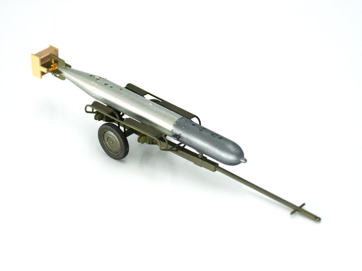 ICM 48404 WWII German Torpedo Trailer 1/48 – imagen 8