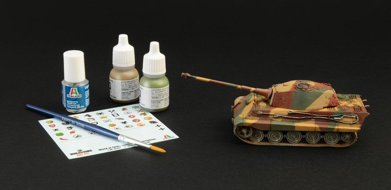 Italeri 74001 TIGER II - WoT- MODEL SET 1/72 – image 7