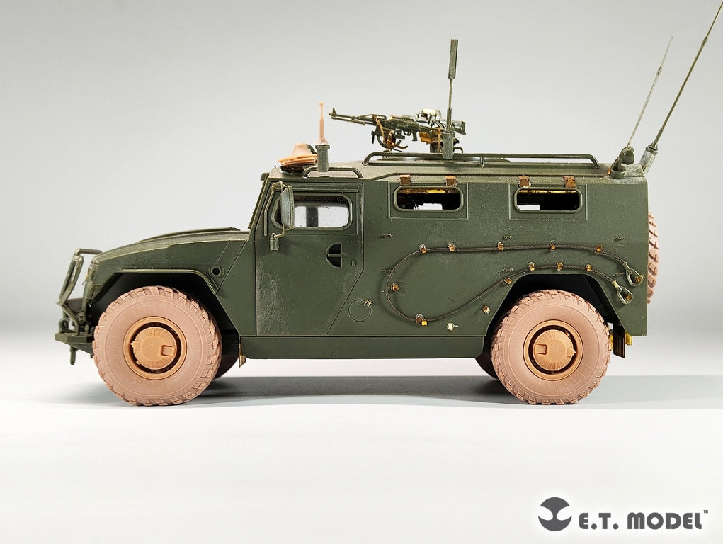 E.T. Model P35-154 Russian GAZ-233014 STS TIGER Armored High-Mobility Vehicle Sagged Wheels For Meng Kit 1/35 – zdjęcie 9