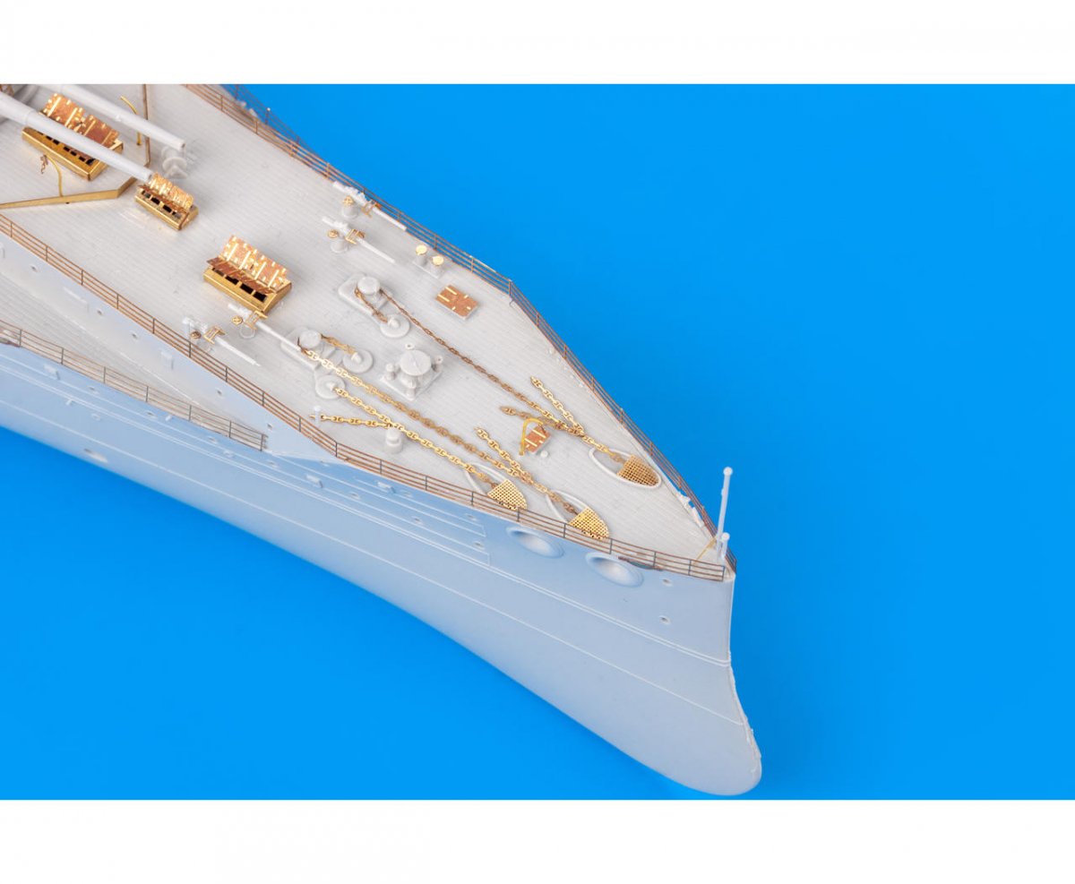 Eduard 53258 HMS Dreadnought 1915 1/350 TRUMPETER – image 2