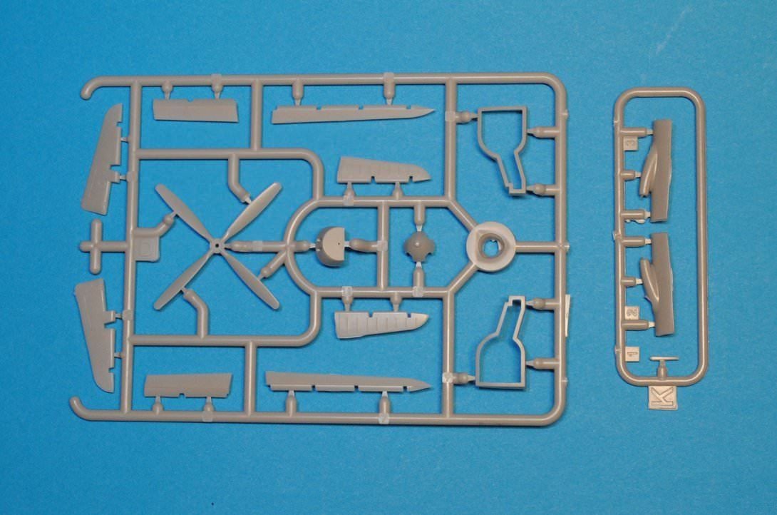 Dora Wings 72005 Bell P-63E-1-BE Kingcobra 1/72 – imagen 8