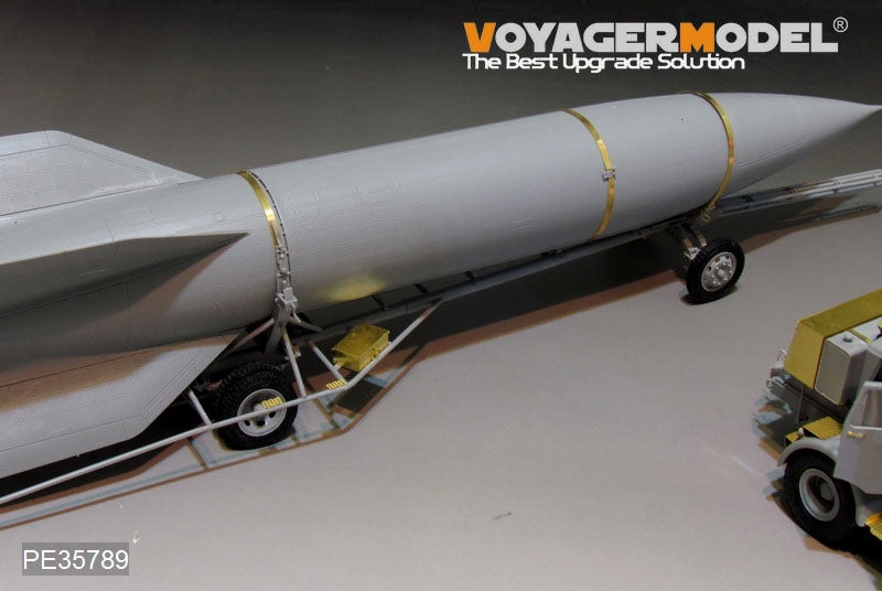 Voiture militaire Hanomag SS100 de la Seconde Guerre mondiale avec transporteur de roquettes V2, modèle Voyager PE35789, pour TAKOM 2110, échelle 1/35 – image 5