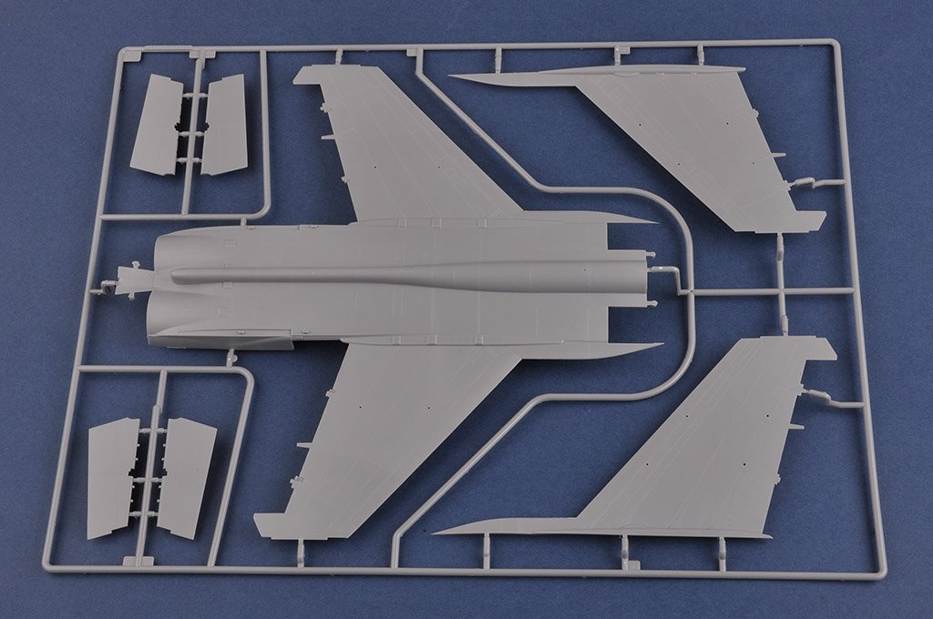 Hobby Boss 81755 Russian MiG-31M Foxhound 1/48 – Bild 6