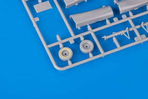 Eduard CX532 F-14A FINE MOLDS 1/72 – immagine 5