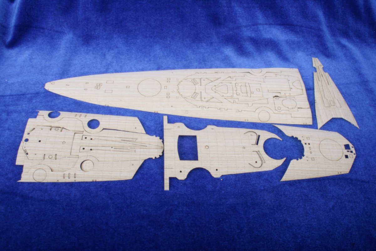 MK1 Design MD-35017 Tirpitz Wooden Deck 1/350