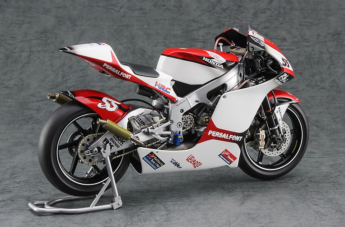 Hasegawa 21742 Honda RS250RW « 2009 WGP250 » 1/12 – image 2