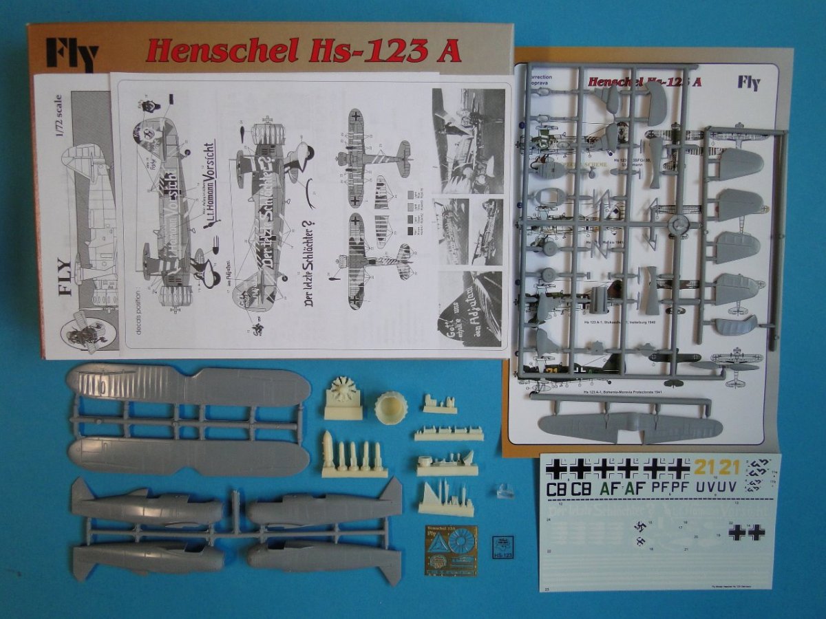 Fly 72008 Henschel Hs-123 A 1/72 – image 2