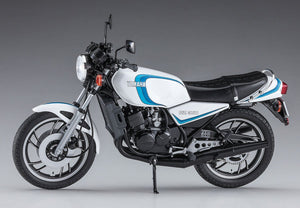 Hasegawa 21515 Yamaha RZ350 (4U0) (1981) 1/12 – Bild 2