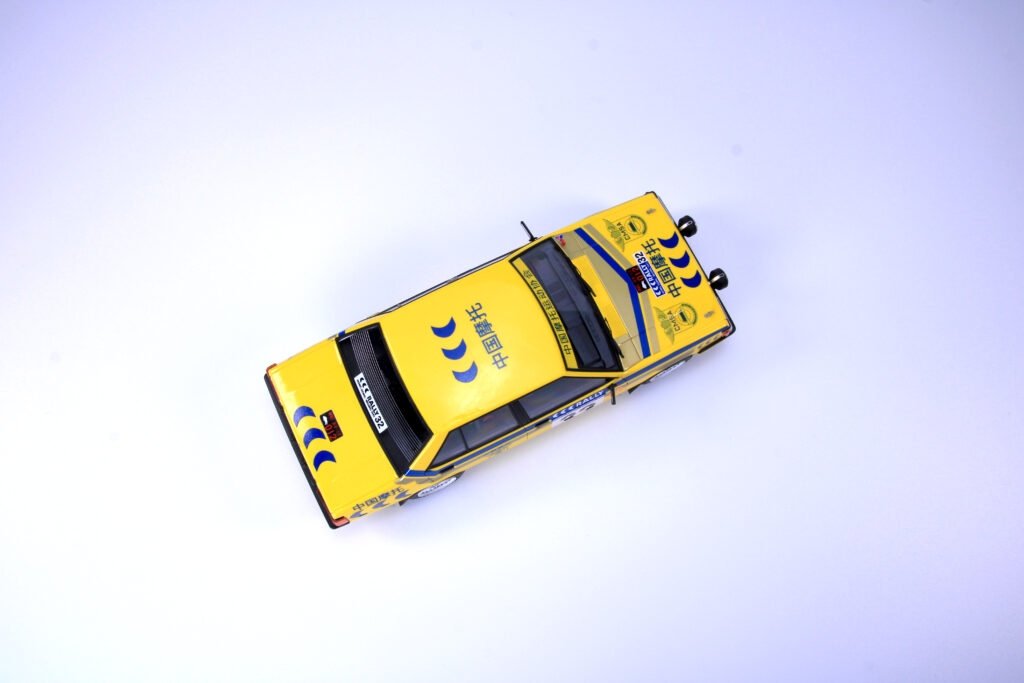 NuNu PN24032 Mitsubishi Lancer Turbo 85 Hong Kong-Beijing Rally 1/24 – immagine 12