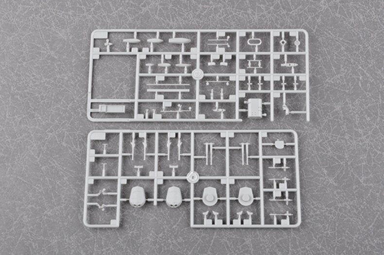 Trumpeter 05796 HMS Valiant (version 1939) 1/700 – image 5