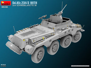 MiniArt 35431 Sd.Kfz.234/3 Avec 2cm Schwebelafette 38 1/35 – image 4