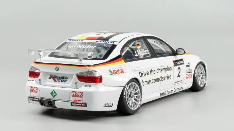 Nunu PN24037 BMW 320si E90 2008 WTCC Brands Hatch Winner 1/24 – Bild 3