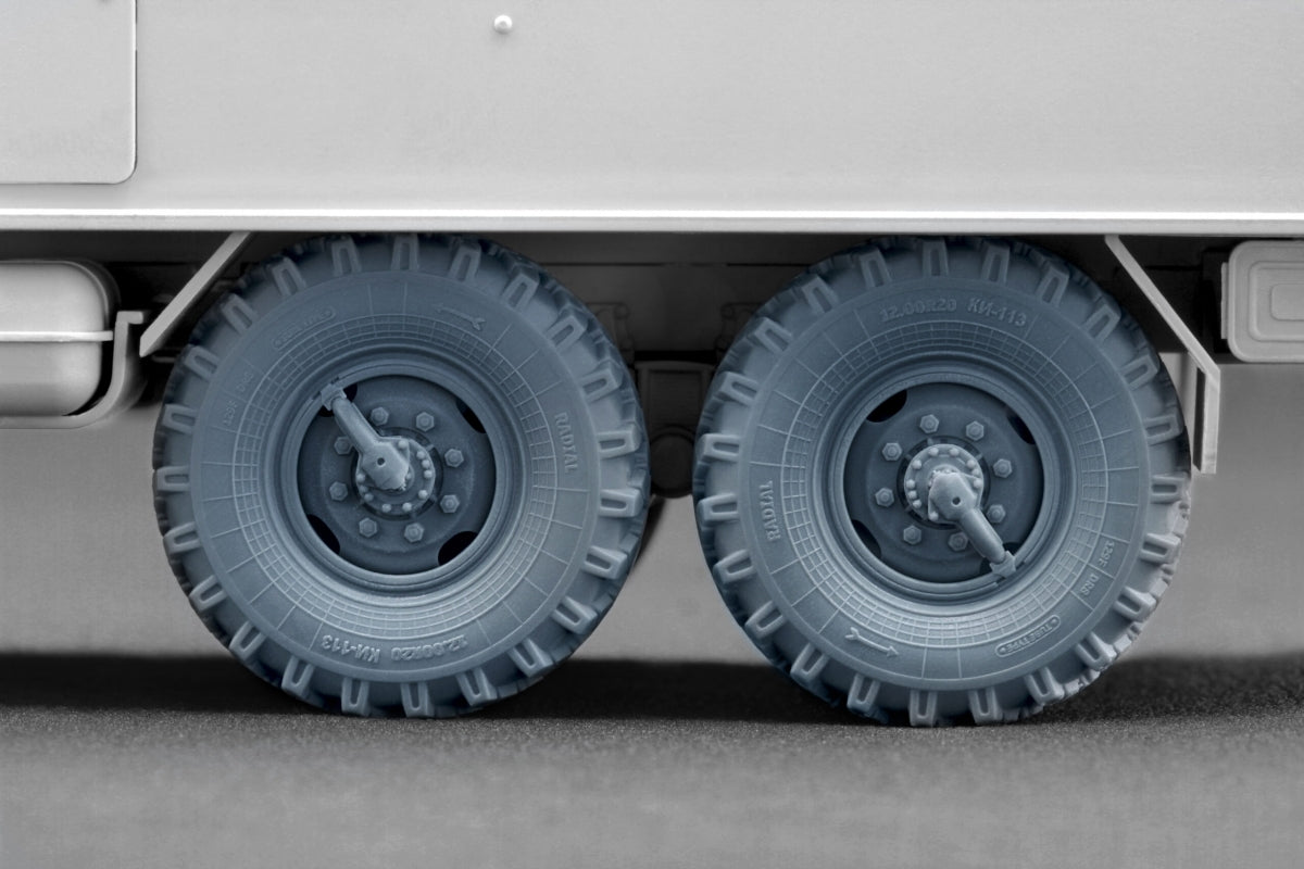 ScaleX WM 35018 ZIL 131 Ordinary wheel set for Trumpeter kit 1/35
