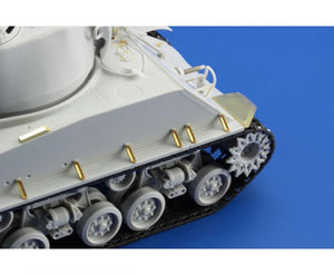 Eduard 36334 M4A3E8 TAMIYA 1/35 – image 10