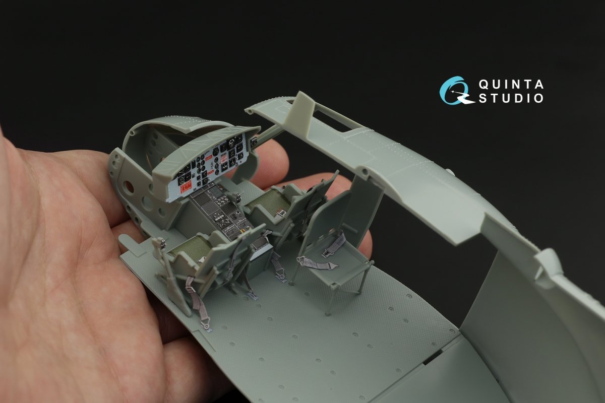 Quinta Studio QD35049 UH-1C 3D-Printed &amp;amp; coloured Interior on decal paper ( Academy ) 1/35 – imagen 6