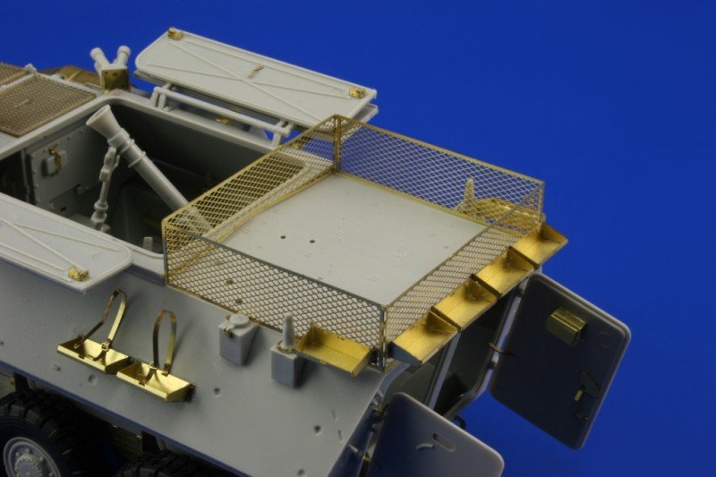 Eduard TP099 LAV-M stowage box 1/35 Trumpeter – zdjęcie 2