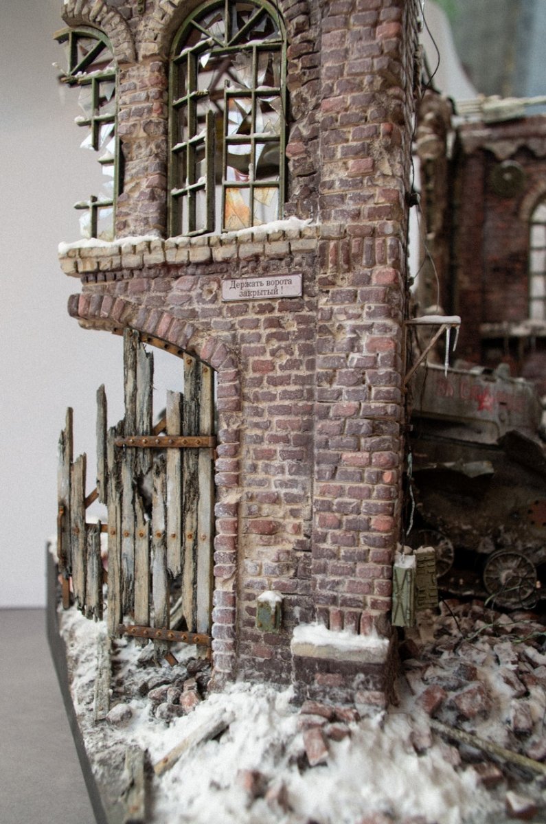RT-Diorama 35303 Diorama-Base: &amp;quot;Stalingrad tractor factory&amp;quot; 1/35 – imagen 4