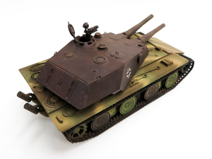 Modelcollect UA35011 Fist of war, WWII German E-60 heavy tank with twin 128mm assault guns 1/35 – zdjęcie 9