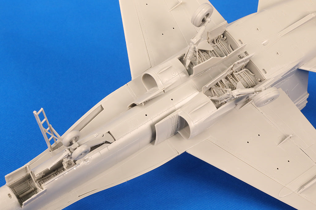 Hobby Boss 85810 F/A-18C Hornet 1/48 – Bild 11