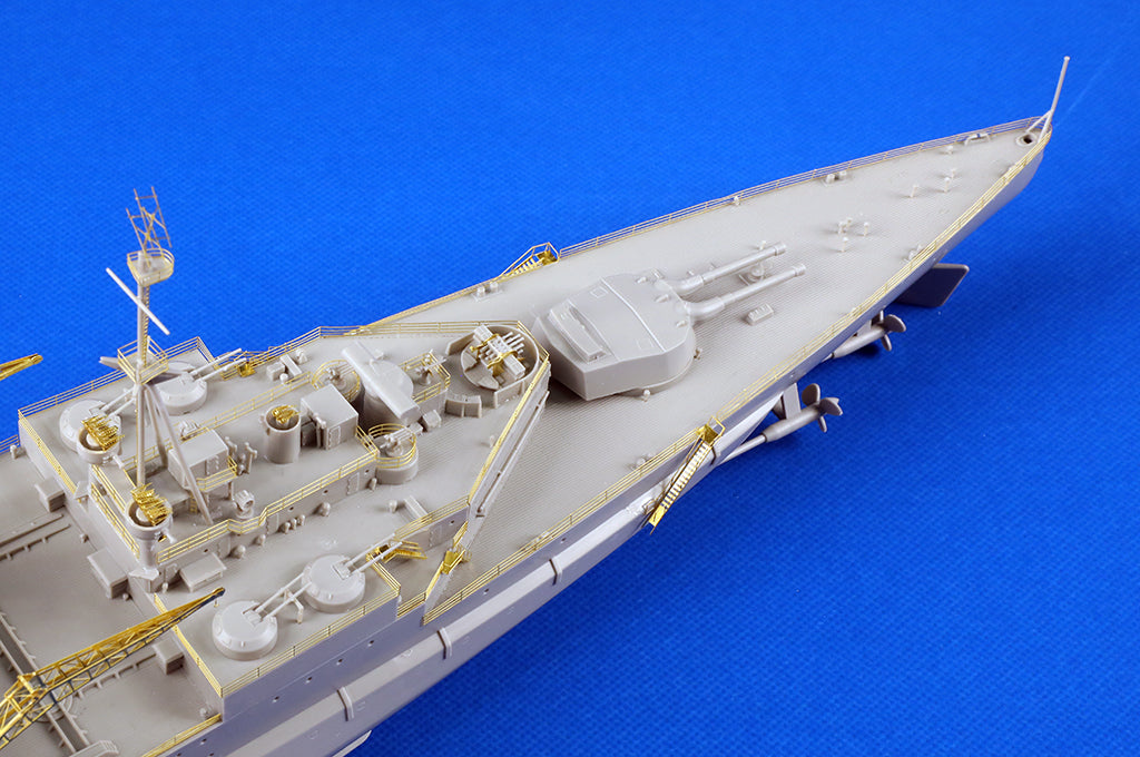 Trumpeter 05376 HMS Renown 1942 1/350 – image 6