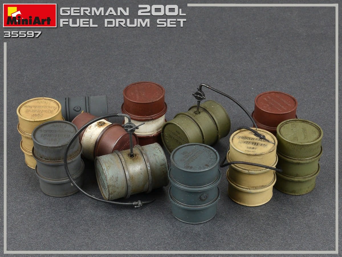 MiniArt 35597 GERMAN 200L FUEL DRUMS WW2 1/35 – immagine 3