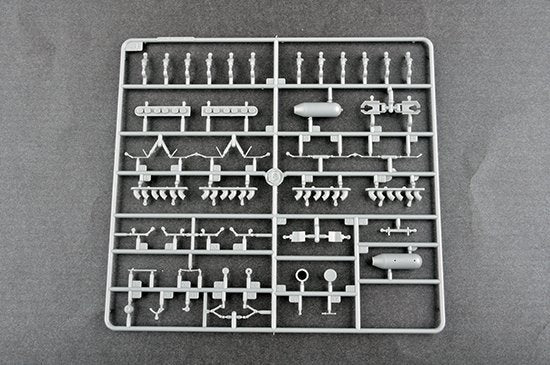 Trumpeter 02212 P-40N War Hawk 1/32 – Bild 9