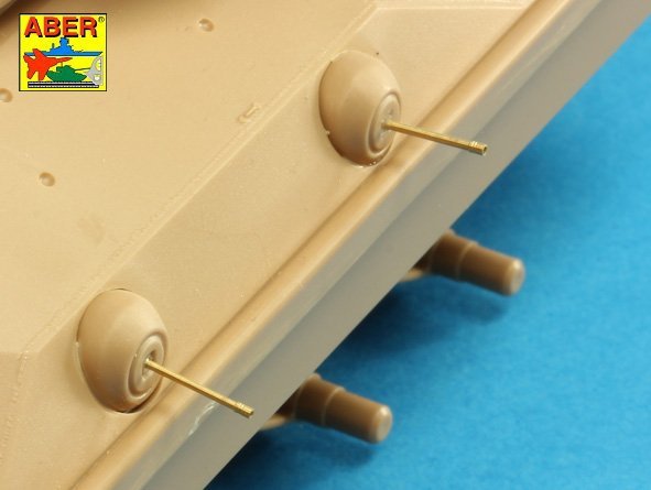 Aber 35L-221 Jeu de 6 canons pour fusil américain M16A1 ou M231 de calibre 5,56 mm. Échelle 1/35. – image 4