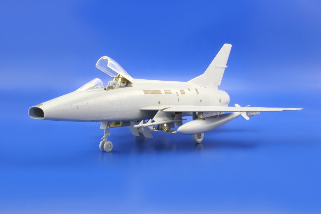Eduard 48660 F-100D exterior 1/48 Trumpeter – imagen 10