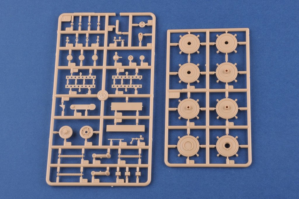 Hobby Boss 84515 Soviet BT-2 Tank (mid) 1/35 – imagen 5