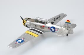 Hobby Boss 80233 American T-6G &amp;quot;Texan&amp;quot; 1/72 – imagen 4