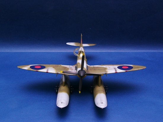 Trumpeter 02404 Spitfire Mk Vb Hydravion (1/24) – image 6