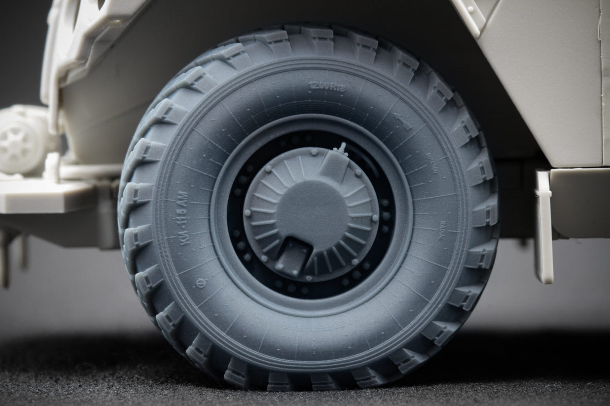ScaleX WM 35016S GAZ Tiger V2(with shield) Sagged wheel set (for Meng) 1/35