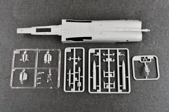 Trumpeter 01681 Russian MiG-31M Foxhound 1/72 – image 7