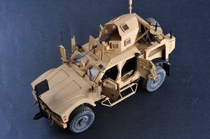 Trumpeter 00930 US M-ATV MRAP 1/16 – image 11