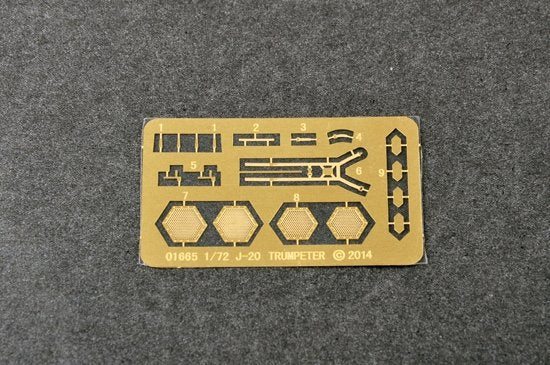 Trumpeter 01665 Chinese J-20 Mighty Dragon 1/72 – zdjęcie 7
