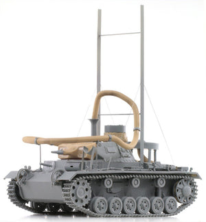 Cyber ​​​​Hobby 6717 Pz. Kpfw. 111(3,7 cm)(T) Ausf. F, Opération Seelowe (1/35) – image 9