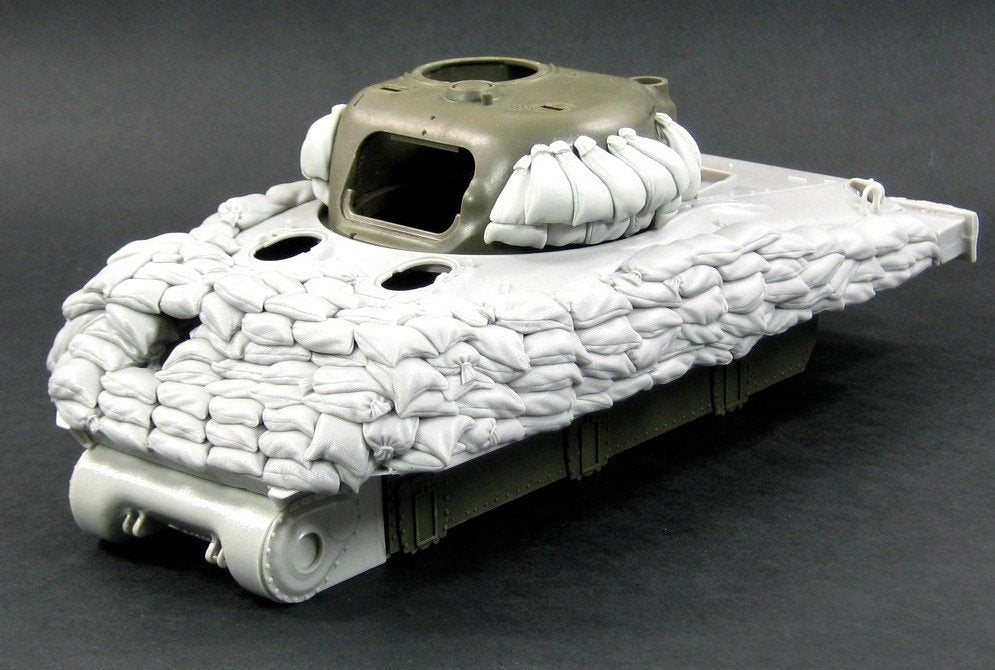 Panzer Art RE35-139 Heavy sand armor for M4A1 tank (Early hull) 1/35 – image 5