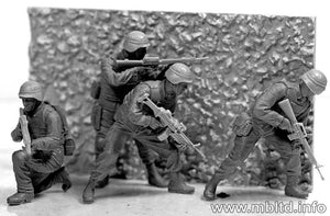 Master Box 3575 Iraq kit 1 (US Troops) 1/35 – zdjęcie 4