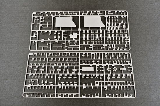 Trumpeter 05620 USS Constellation CV-64 1/350 – image 15