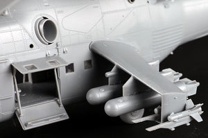 Trumpeter 05828 Mi-24A Hind-B 1/48 – zdjęcie 16