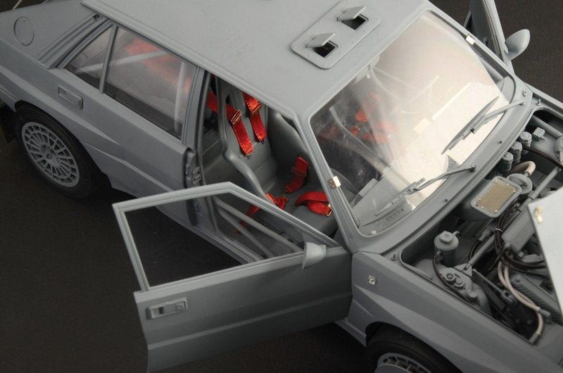 Italeri 4709 Lancia Delta HF integrale 16v 1/12 – Bild 11