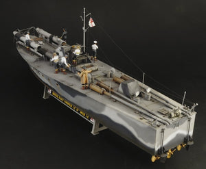 Italeri 5624 Vosper 74 Torpedo Boat with crew (7 FIGURES &amp;amp; ACCESSORIES INCLUDED) 1/35 – immagine 5