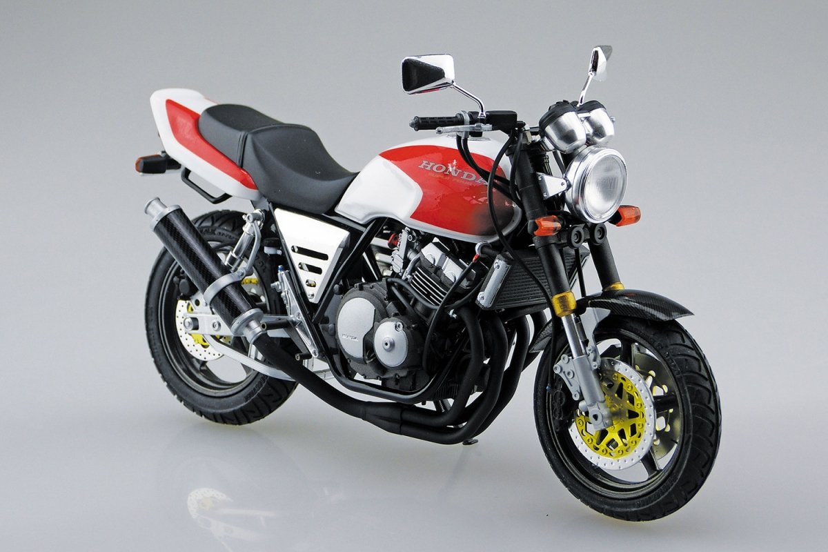 Aoshima 05514 HONDA CB400SF with CUTOM PARTS 1/12 – immagine 2