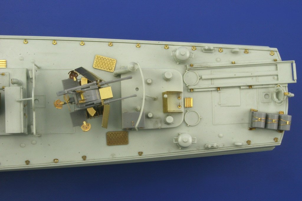Eduard 53033 S-100 Schnellboot Flak 38 20mm REVELL 1/72 – zdjęcie 7