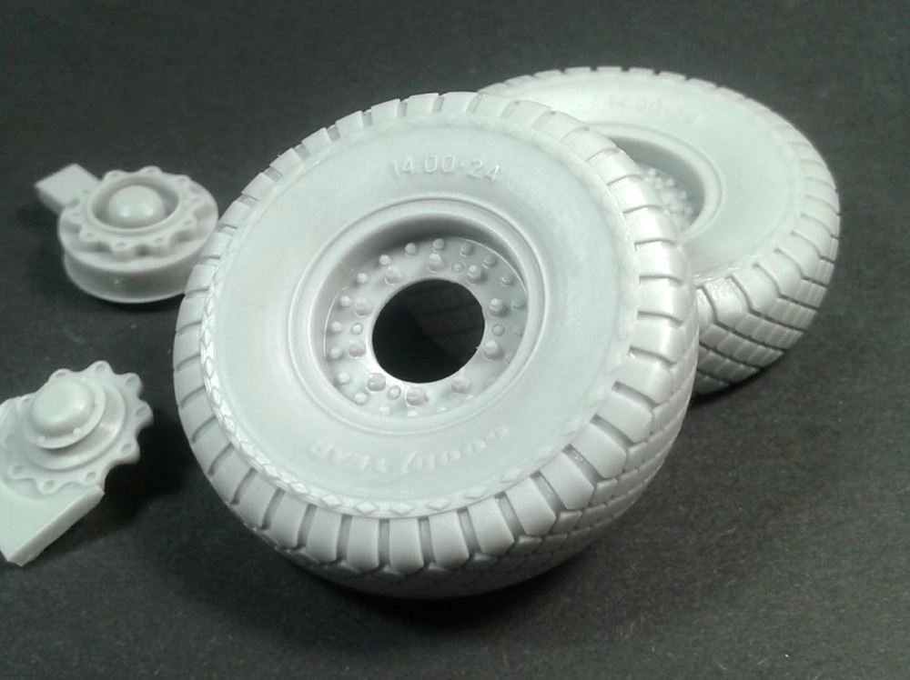 Panzer Art RE35-563 Scammell Pionier road wheels (Goodyear) 1/35