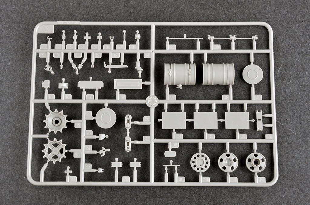 Trumpeter 09610 Russian T-72B3 with 4S24 Soft Case ERA &amp;amp; Grating Armour 1/35 – immagine 16