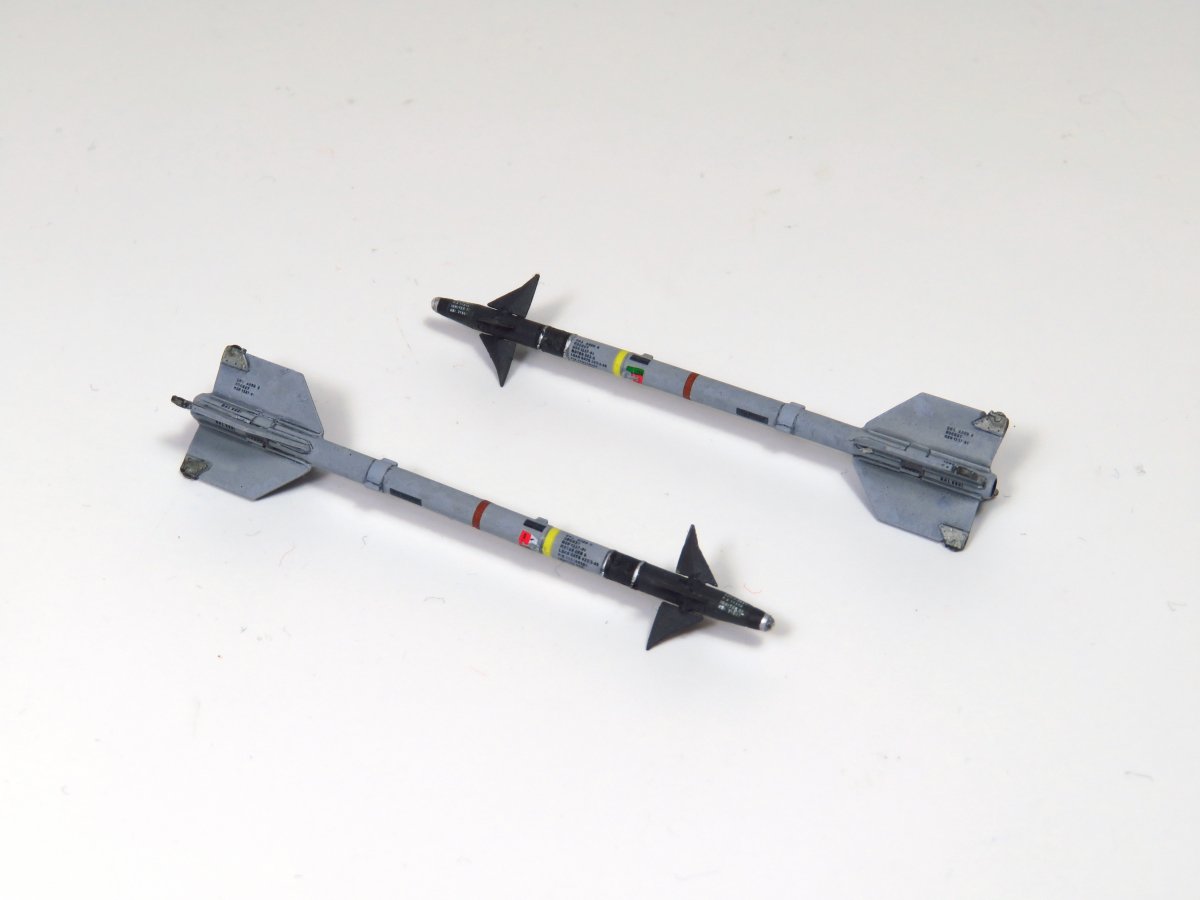 Eduard SIN648106 F-16 armament w/ Maverick missiles KINETIC MODEL 1/48 – Bild 19