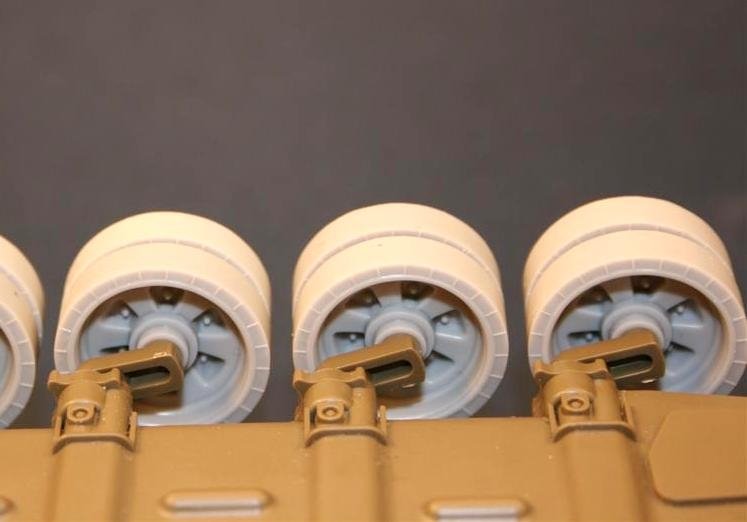Panzer Art RE35-114 Road wheels for T-72/90 MBT tanks 1/35 – imagen 4