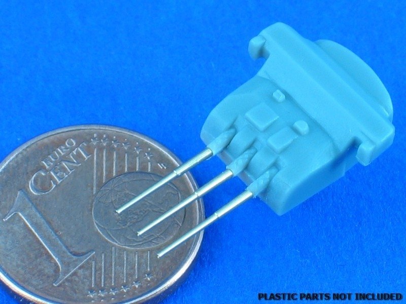 Aber 1/700L-06 Set of 12 pcs 155 mm barrels for Japan war ships, like Yamato, Musashi 1/700 – image 3